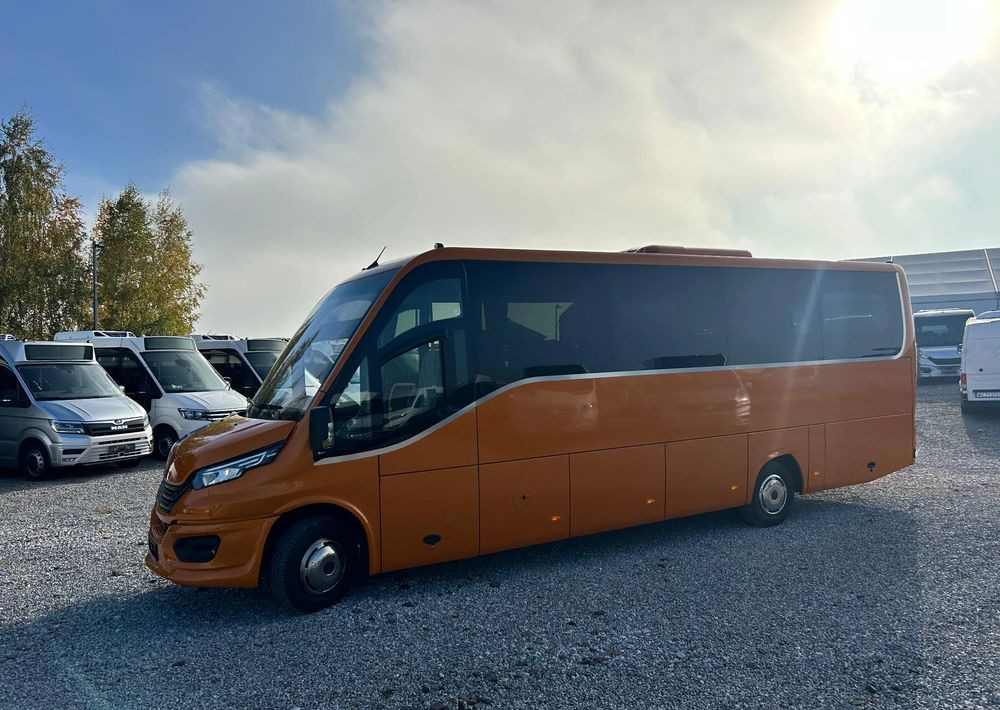 Iveco Daily - Mikroautobuss, Pasažieru furgons: foto 3 Iveco Daily - Mikroautobuss, Pasažieru furgons: foto 3