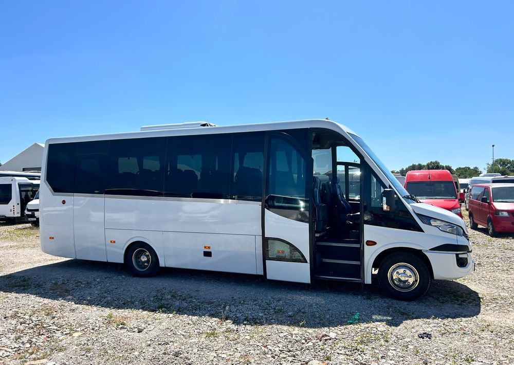 Iveco Daily - Mikroautobuss, Pasažieru furgons: foto 3 Iveco Daily - Mikroautobuss, Pasažieru furgons: foto 3