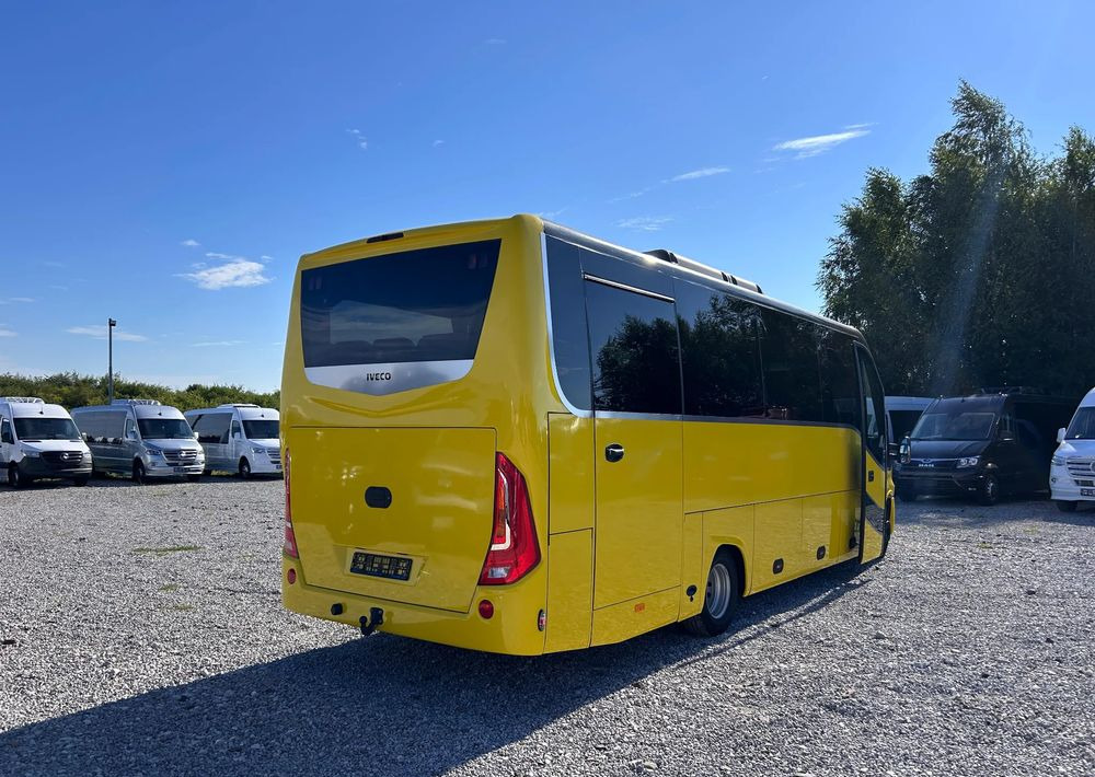 Iveco Daily - Mikroautobuss, Pasažieru furgons: foto 5 Iveco Daily - Mikroautobuss, Pasažieru furgons: foto 5