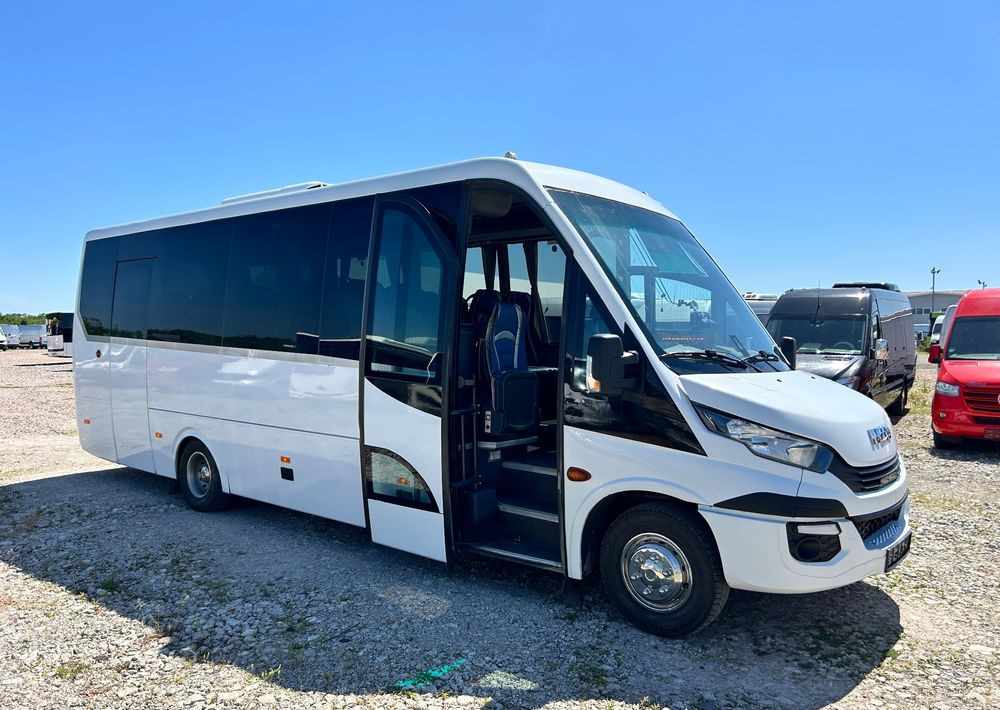 Iveco Daily - Mikroautobuss, Pasažieru furgons: foto 2 Iveco Daily - Mikroautobuss, Pasažieru furgons: foto 2
