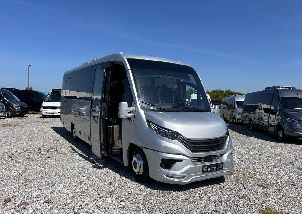 Iveco Daily - Mikroautobuss, Pasažieru furgons: foto 1 Iveco Daily - Mikroautobuss, Pasažieru furgons: foto 1