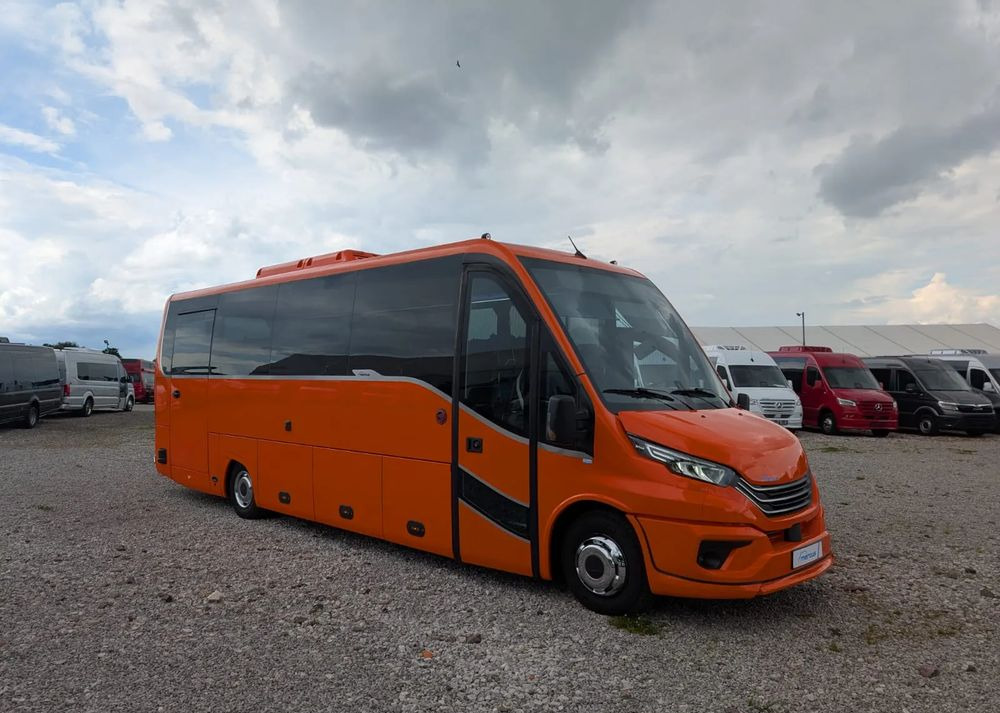 Iveco Daily - Mikroautobuss, Pasažieru furgons: foto 3 Iveco Daily - Mikroautobuss, Pasažieru furgons: foto 3