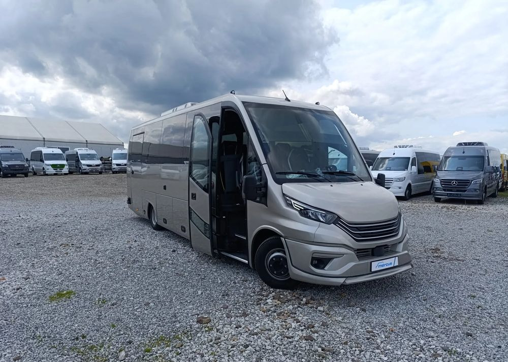 Iveco Mercus Daily 70C21 - Mikroautobuss, Pasažieru furgons: foto 1 Iveco Mercus Daily 70C21 - Mikroautobuss, Pasažieru furgons: foto 1