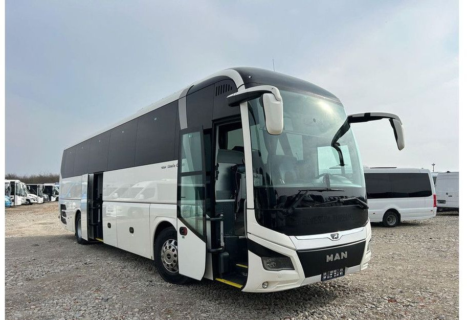 MAN Lions Coach - Starppilsētu autobuss: foto 1 MAN Lions Coach - Starppilsētu autobuss: foto 1
