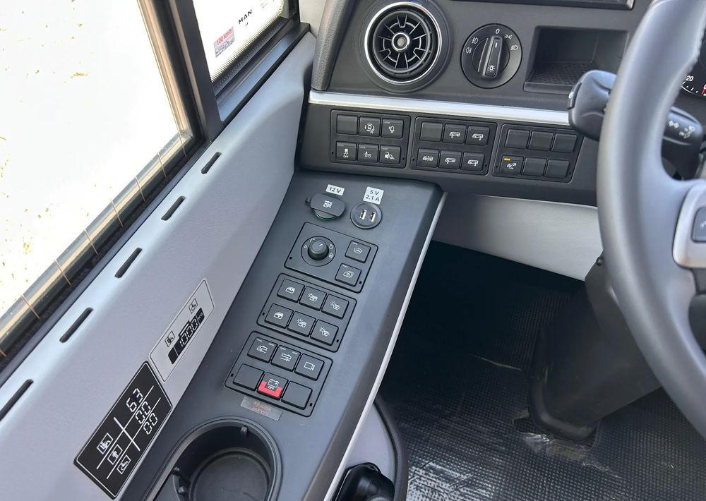 Jaunā Starppilsētu autobuss MAN Lions Coach: foto 16