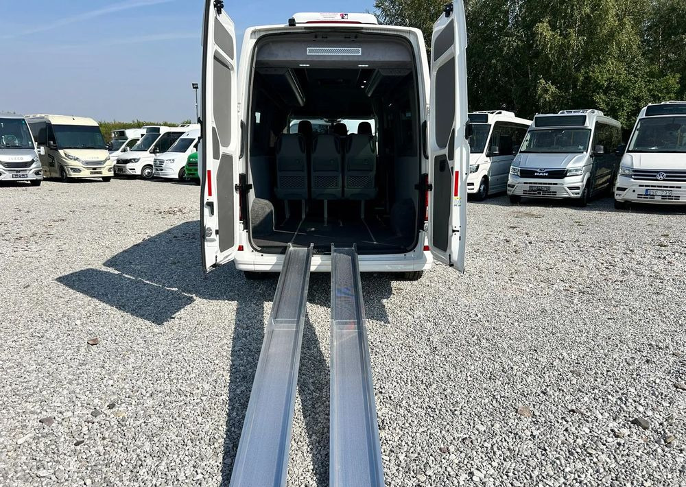 Jaunā Mikroautobuss, Pasažieru furgons MAN TGE: foto 17
