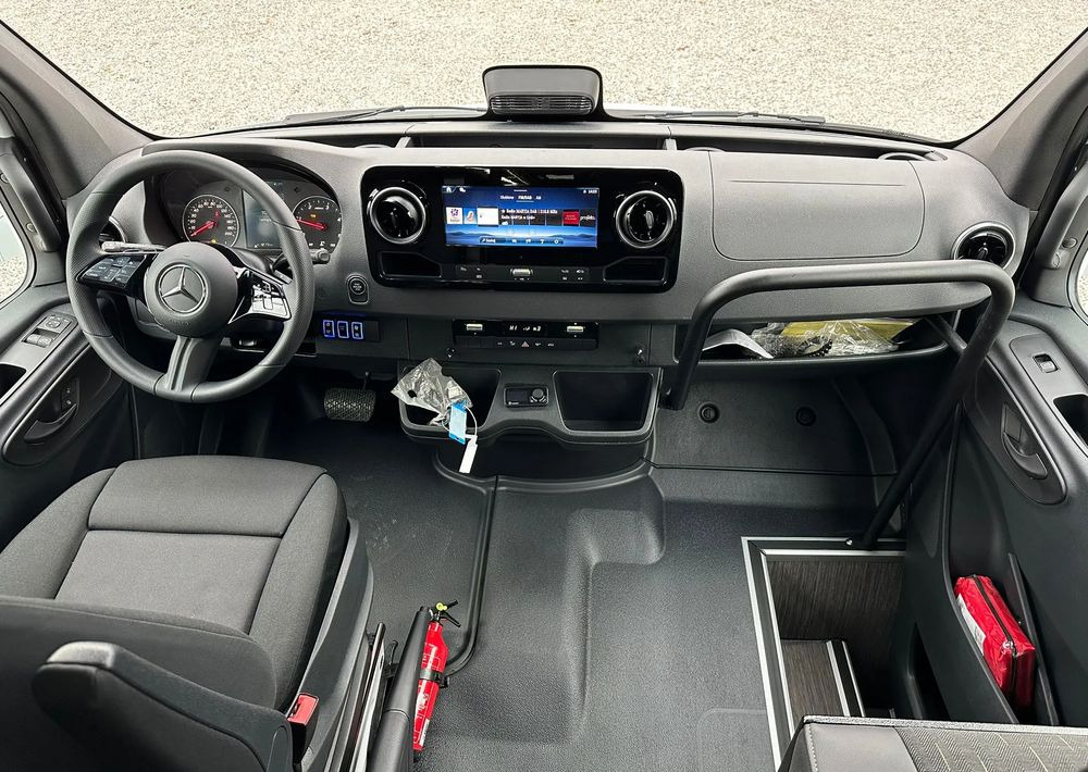 Jaunā Mikroautobuss, Pasažieru furgons Mercedes-Benz Sprinter 517: foto 17 Jaunā Mikroautobuss, Pasažieru furgons Mercedes-Benz Sprinter 517: foto 17