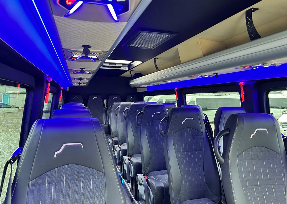 Jaunā Mikroautobuss, Pasažieru furgons Mercedes-Benz Sprinter 517: foto 18