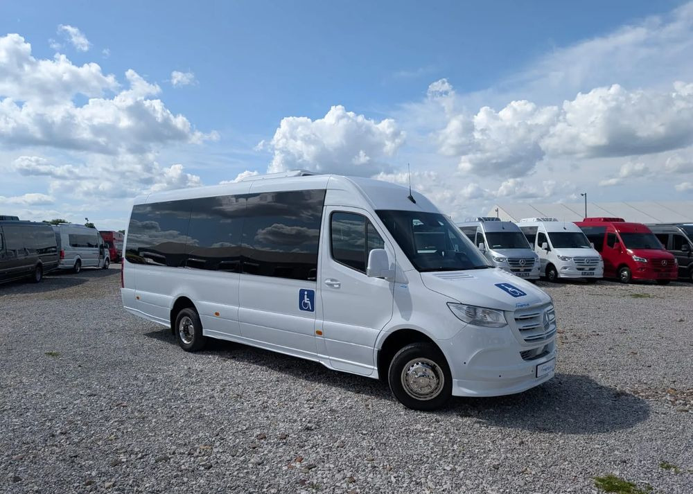 Mercedes-Benz Sprinter 517 - Mikroautobuss, Pasažieru furgons: foto 2 Mercedes-Benz Sprinter 517 - Mikroautobuss, Pasažieru furgons: foto 2