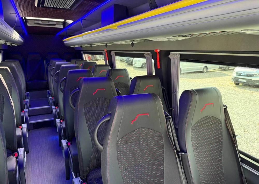 Jaunā Mikroautobuss, Pasažieru furgons Mercedes-Benz Sprinter 517: foto 18