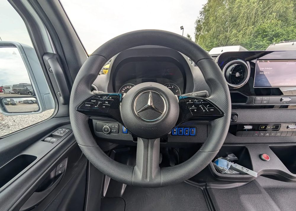 Mercedes-Benz Sprinter 519 līzingu Mercedes-Benz Sprinter 519: foto 16 Mercedes-Benz Sprinter 519 līzingu Mercedes-Benz Sprinter 519: foto 16