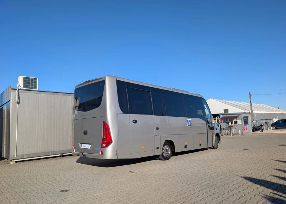 Mercedes-Benz Sprinter 519 - Mikroautobuss, Pasažieru furgons: foto 3 Mercedes-Benz Sprinter 519 - Mikroautobuss, Pasažieru furgons: foto 3