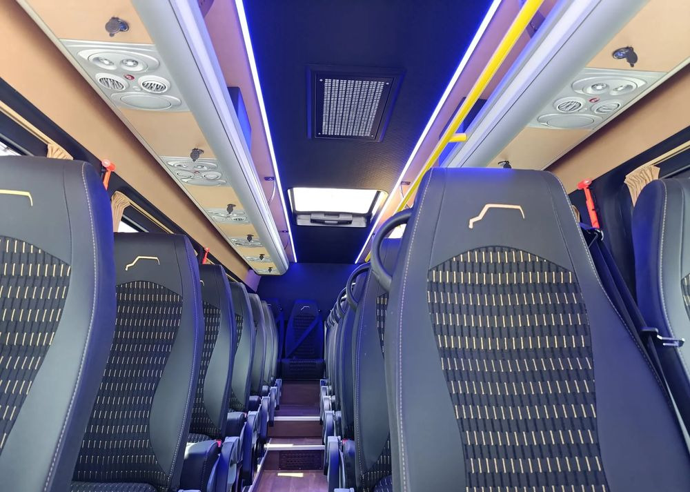 Jaunā Mikroautobuss, Pasažieru furgons Mercedes-Benz Sprinter 519: foto 19