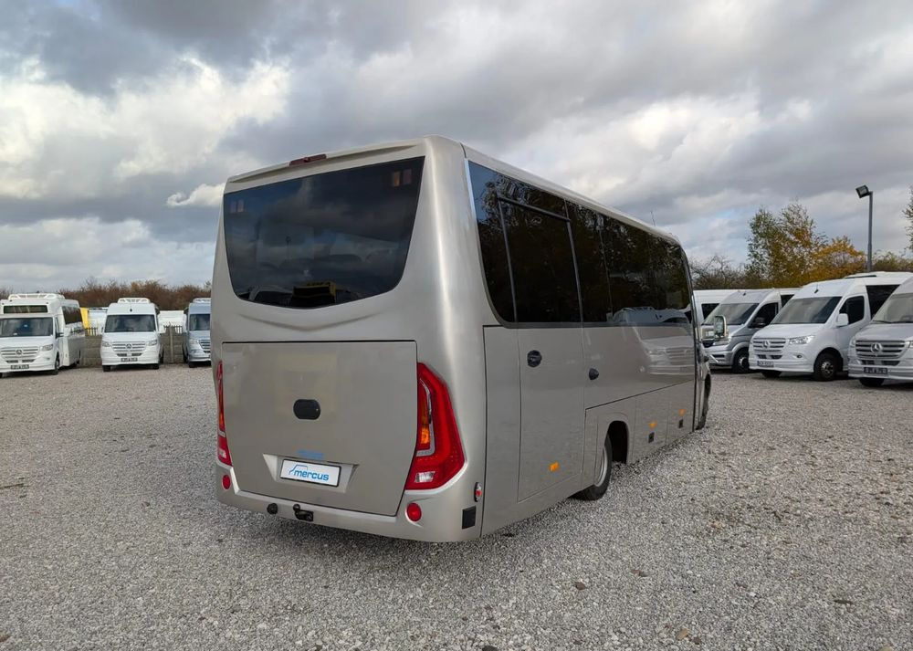 Jaunā Mikroautobuss, Pasažieru furgons Mercedes-Benz Sprinter 519: foto 7