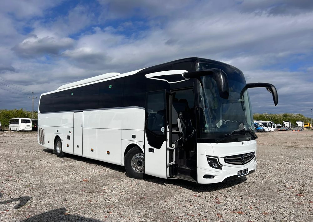 Mercedes-Benz Tourismo - Starppilsētu autobuss: foto 1 Mercedes-Benz Tourismo - Starppilsētu autobuss: foto 1