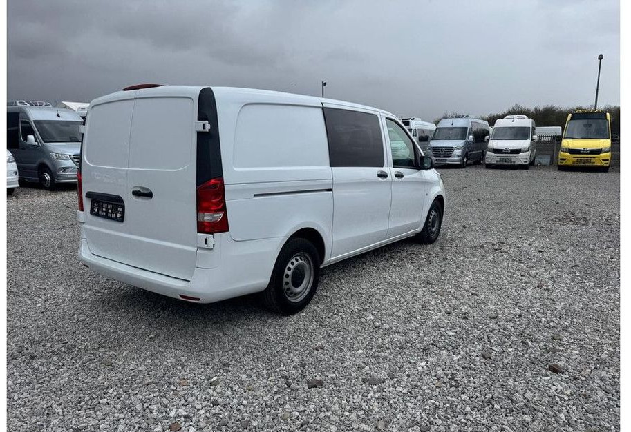 Mercedes-Benz Vito - Kravas-pasažieru furgons: foto 4 Mercedes-Benz Vito - Kravas-pasažieru furgons: foto 4