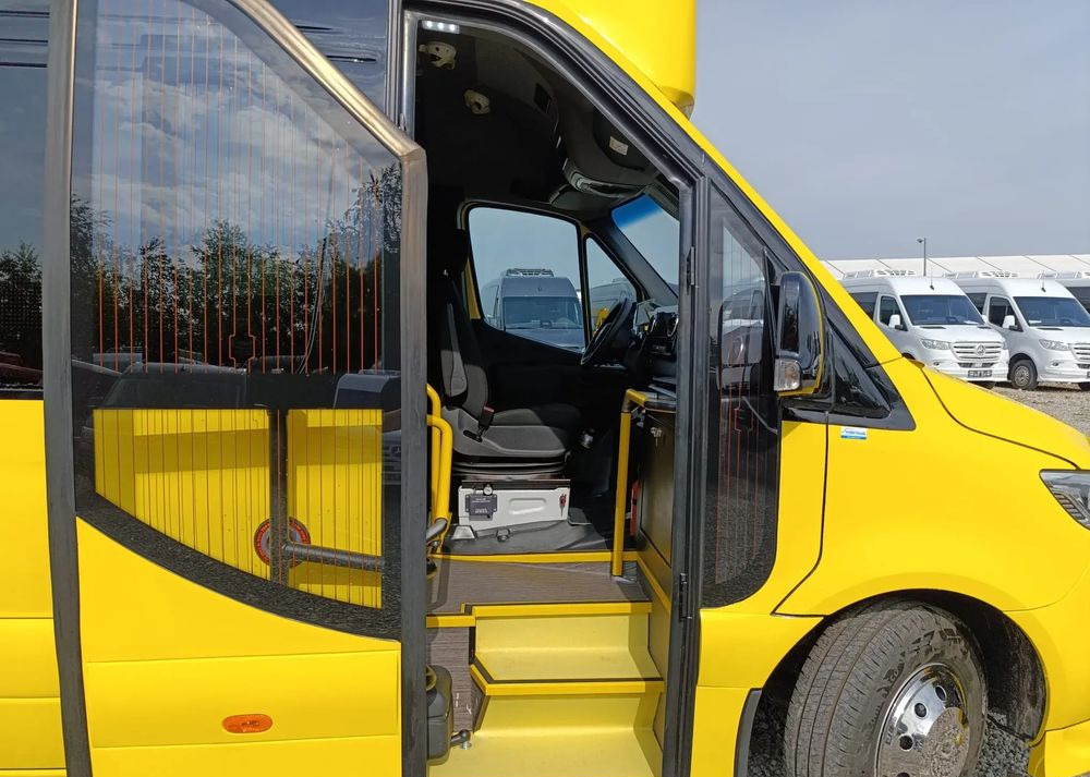 Jaunā Mikroautobuss, Elektroautobuss Mercedes-Benz eSprinter: foto 15