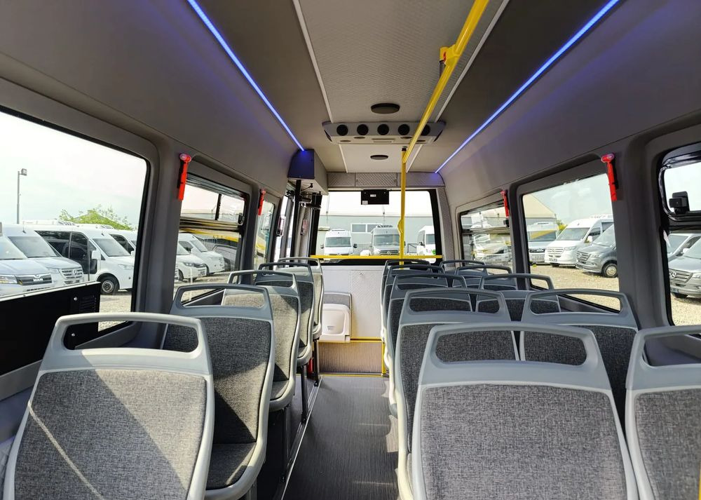 Jaunā Mikroautobuss, Elektroautobuss Mercedes-Benz eSprinter: foto 20