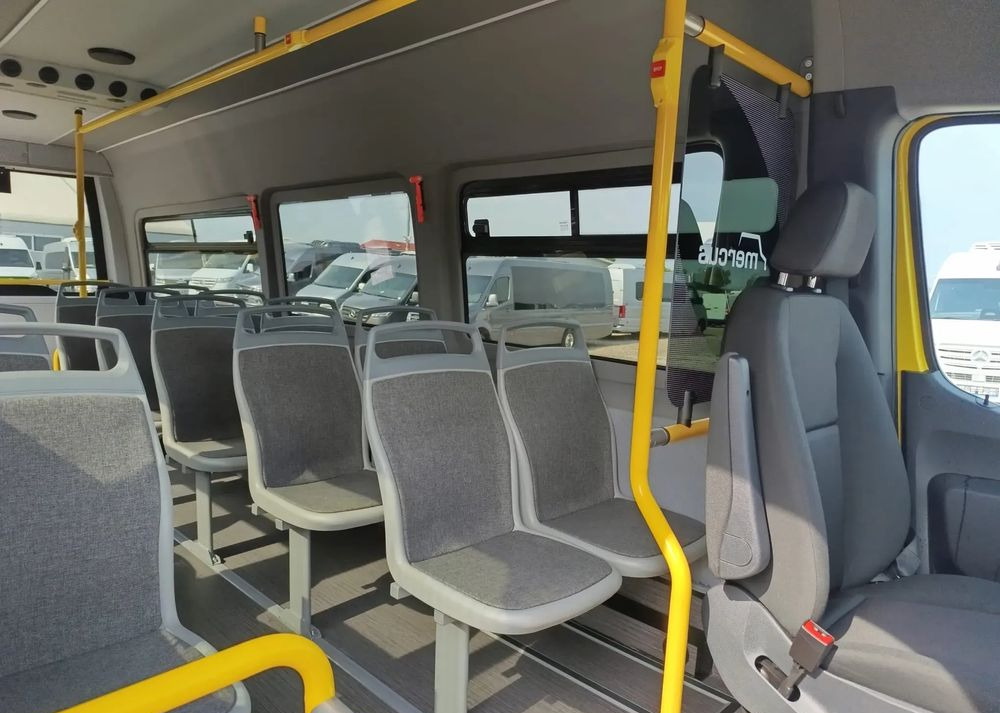 Jaunā Mikroautobuss, Elektroautobuss Mercedes-Benz eSprinter: foto 16