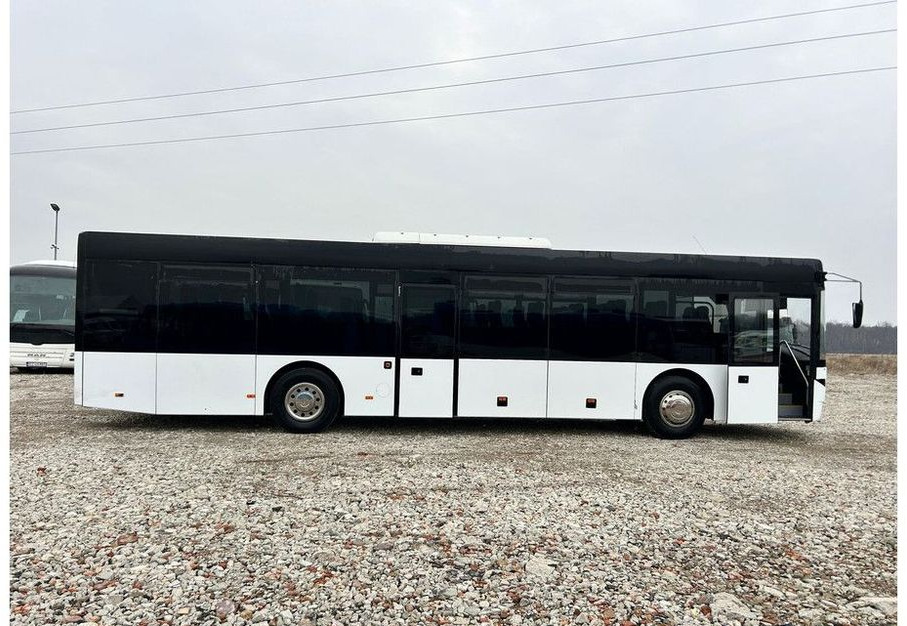 Solaris InterUrbino - Piepilsētas autobuss: foto 4 Solaris InterUrbino - Piepilsētas autobuss: foto 4