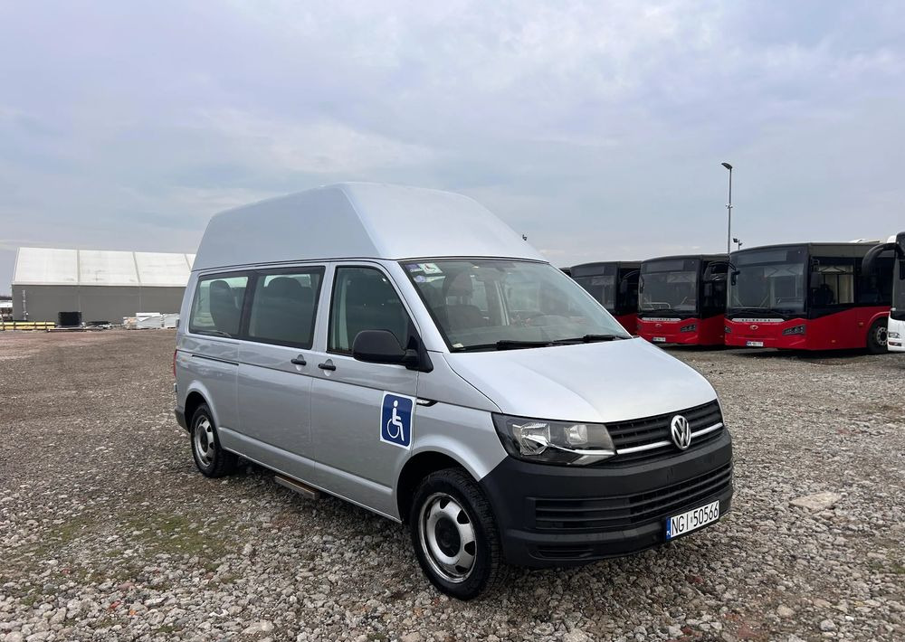 Volkswagen Transporter - Mikroautobuss, Pasažieru furgons: foto 1 Volkswagen Transporter - Mikroautobuss, Pasažieru furgons: foto 1
