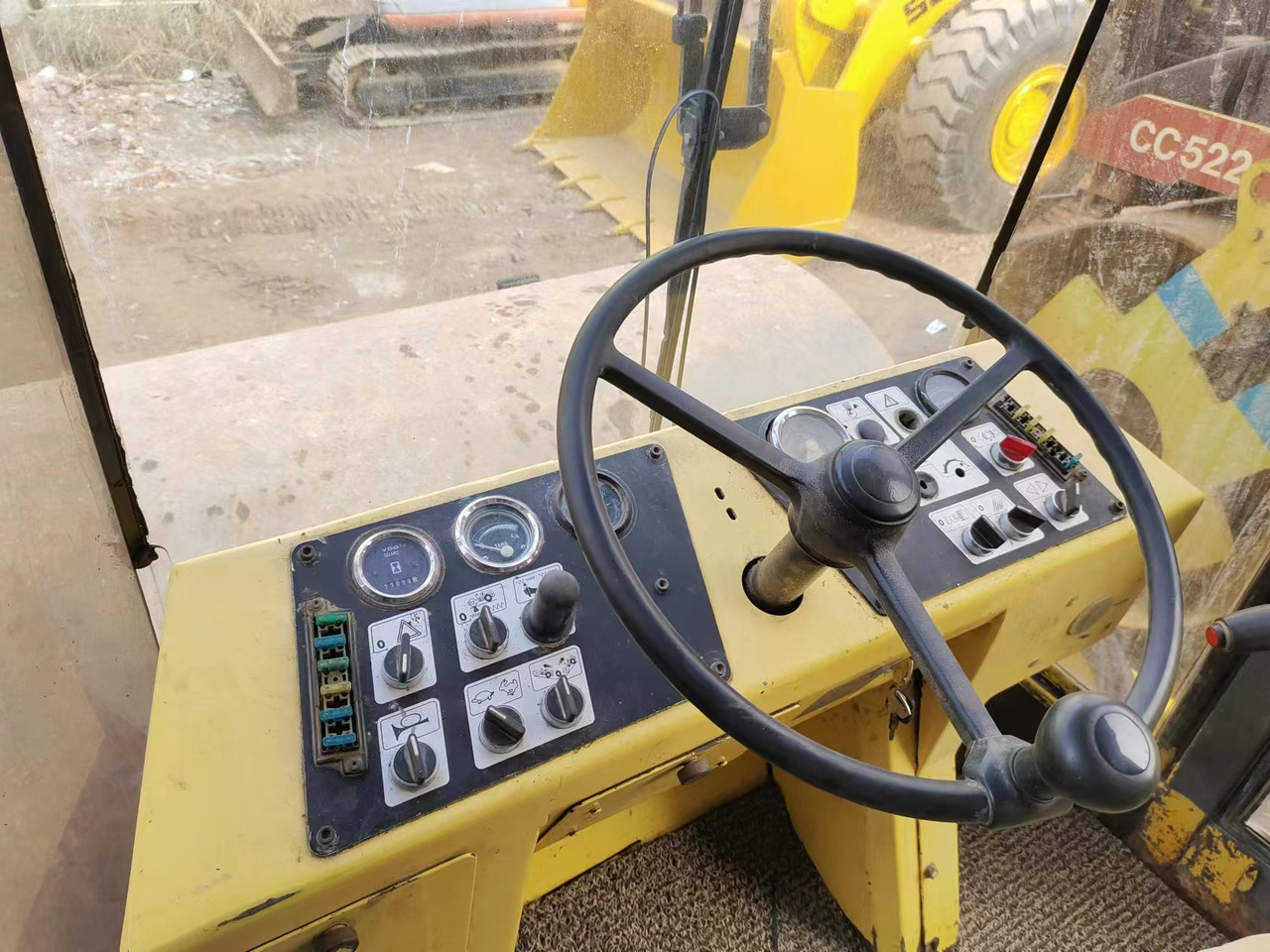 BOMAG BW 217D - Vibrorullis: foto 5 BOMAG BW 217D - Vibrorullis: foto 5