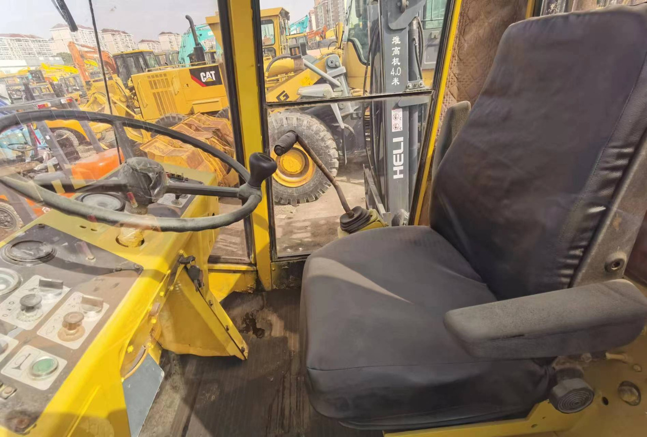Vibrorullis BOMAG BW217D-2: foto 8