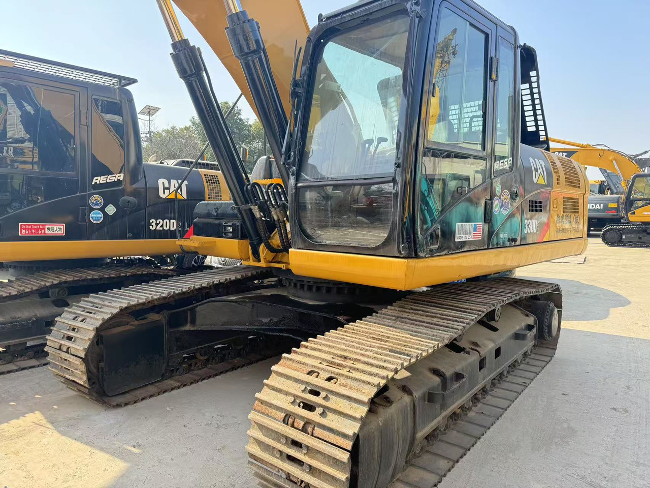 CAT 330D - Kāpurķēžu ekskavators: foto 3 CAT 330D - Kāpurķēžu ekskavators: foto 3