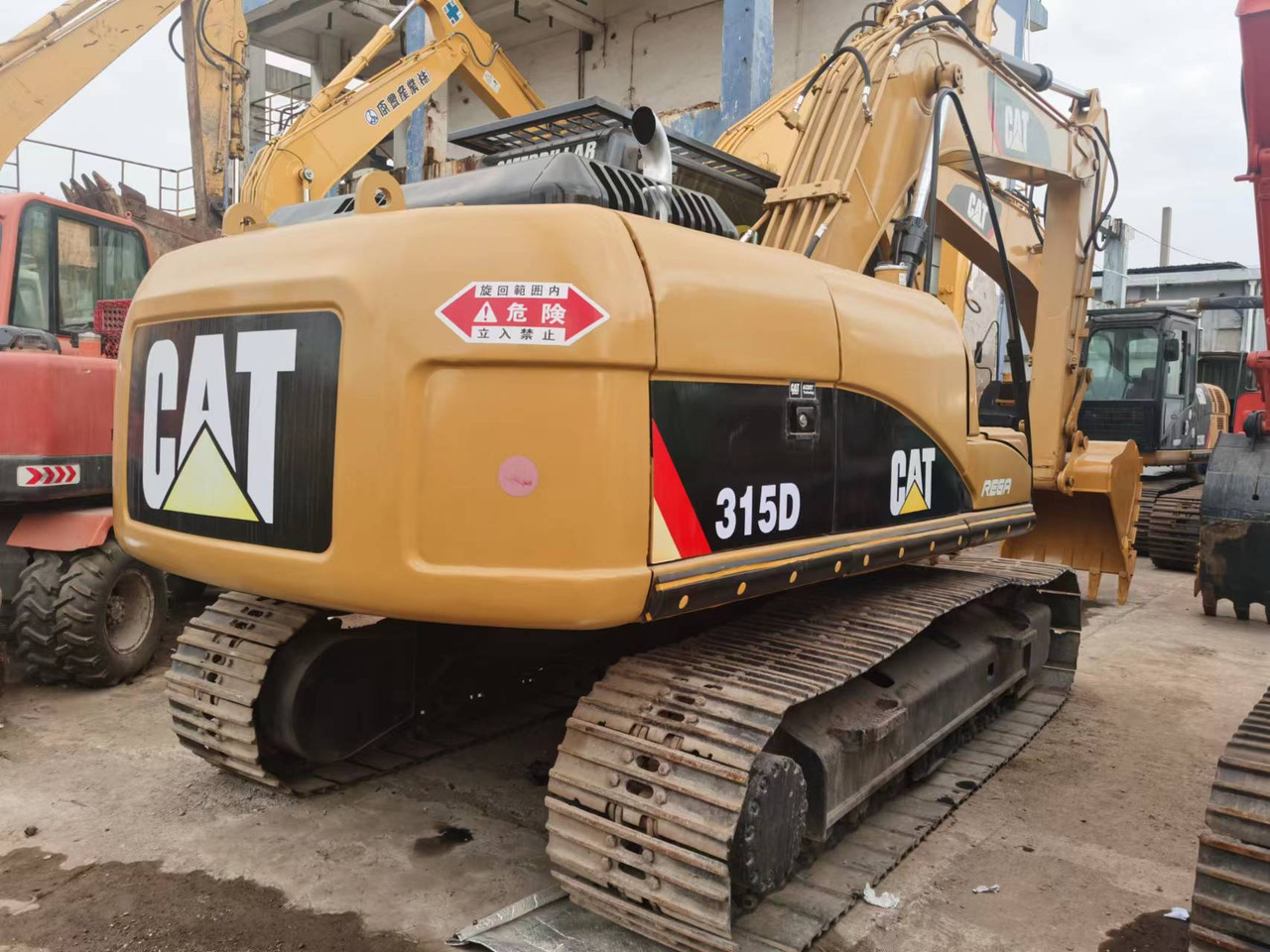 CATERPILLAR 315D - Kāpurķēžu ekskavators: foto 2 CATERPILLAR 315D - Kāpurķēžu ekskavators: foto 2