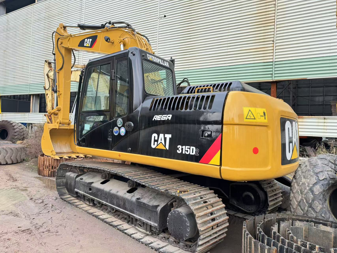 CATERPILLAR 315D2 - Kāpurķēžu ekskavators: foto 4 CATERPILLAR 315D2 - Kāpurķēžu ekskavators: foto 4