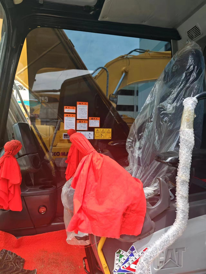 CATERPILLAR 320DL - Kāpurķēžu ekskavators: foto 5 CATERPILLAR 320DL - Kāpurķēžu ekskavators: foto 5