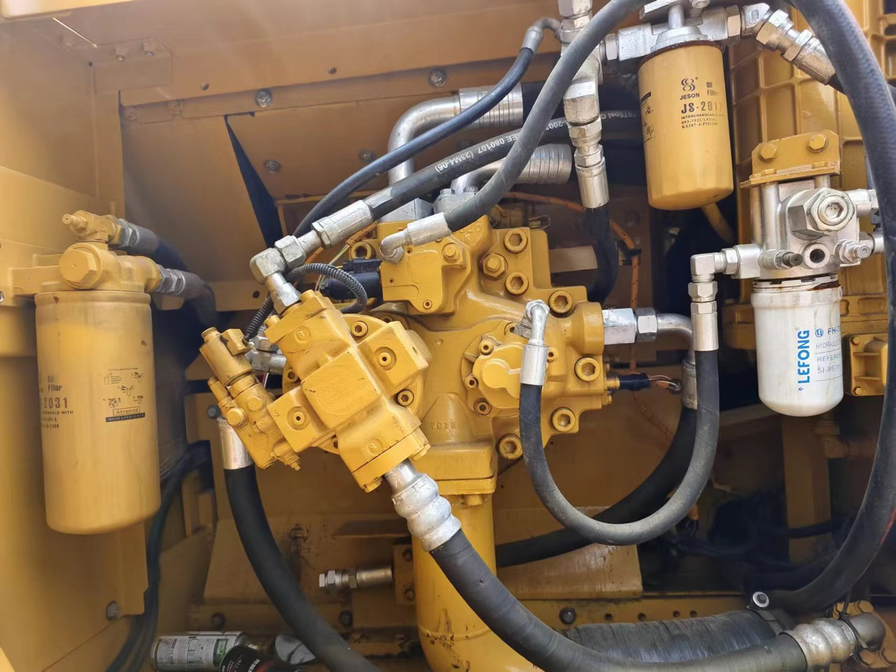 CATERPILLAR 336D2L CAT 336 - Kāpurķēžu ekskavators: foto 5 CATERPILLAR 336D2L CAT 336 - Kāpurķēžu ekskavators: foto 5