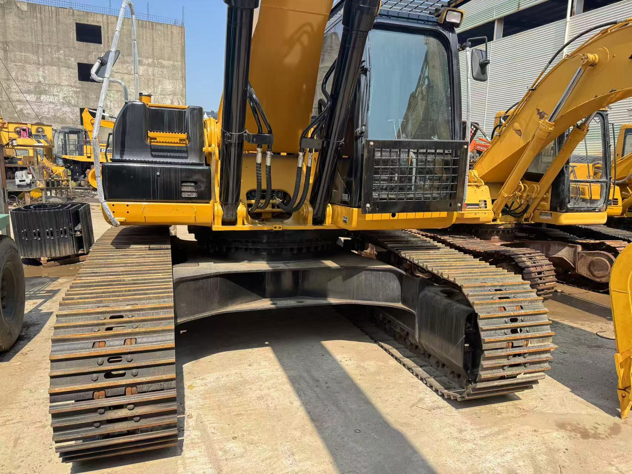 CATERPILLAR CAT 336 336D2 - Kāpurķēžu ekskavators: foto 4 CATERPILLAR CAT 336 336D2 - Kāpurķēžu ekskavators: foto 4