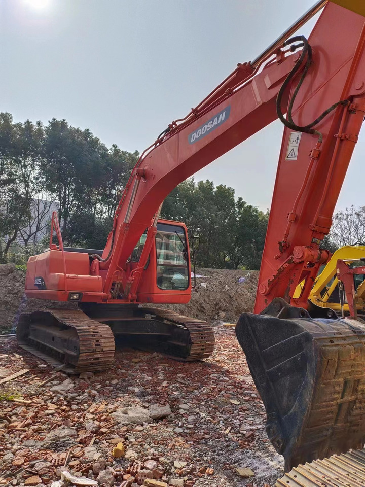 DOOSAN DH225LC-7 - Kāpurķēžu ekskavators: foto 5 DOOSAN DH225LC-7 - Kāpurķēžu ekskavators: foto 5