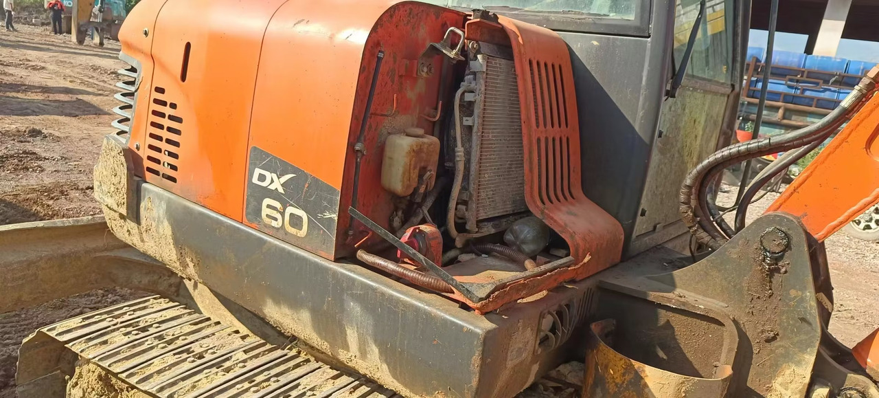 DOOSAN dx60 - Mini-ekskavators: foto 4 DOOSAN dx60 - Mini-ekskavators: foto 4