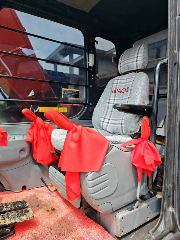 HITACHI EX120-5 - Kāpurķēžu ekskavators: foto 5 HITACHI EX120-5 - Kāpurķēžu ekskavators: foto 5