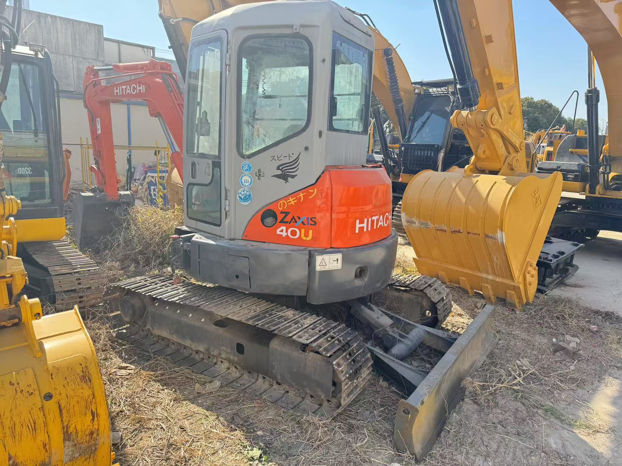 HITACHI ZX40U - Mini-ekskavators: foto 1 HITACHI ZX40U - Mini-ekskavators: foto 1