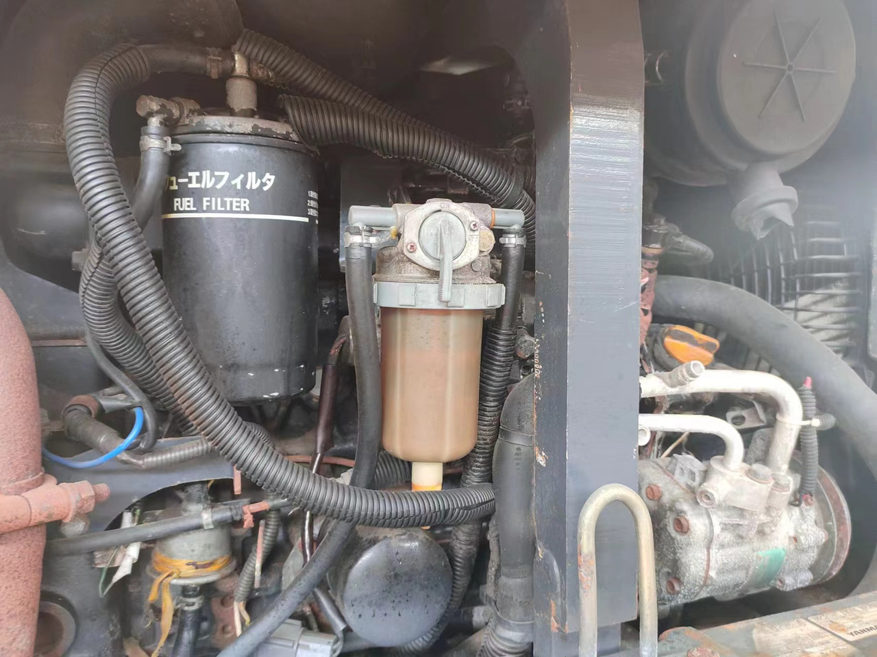 HITACHI ZX50U - Mini-ekskavators: foto 5 HITACHI ZX50U - Mini-ekskavators: foto 5