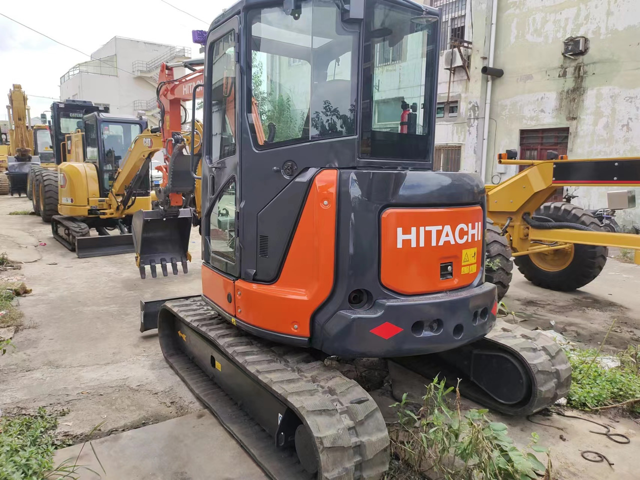 HITACHI ZX55 USR-5A - Mini-ekskavators: foto 1 HITACHI ZX55 USR-5A - Mini-ekskavators: foto 1