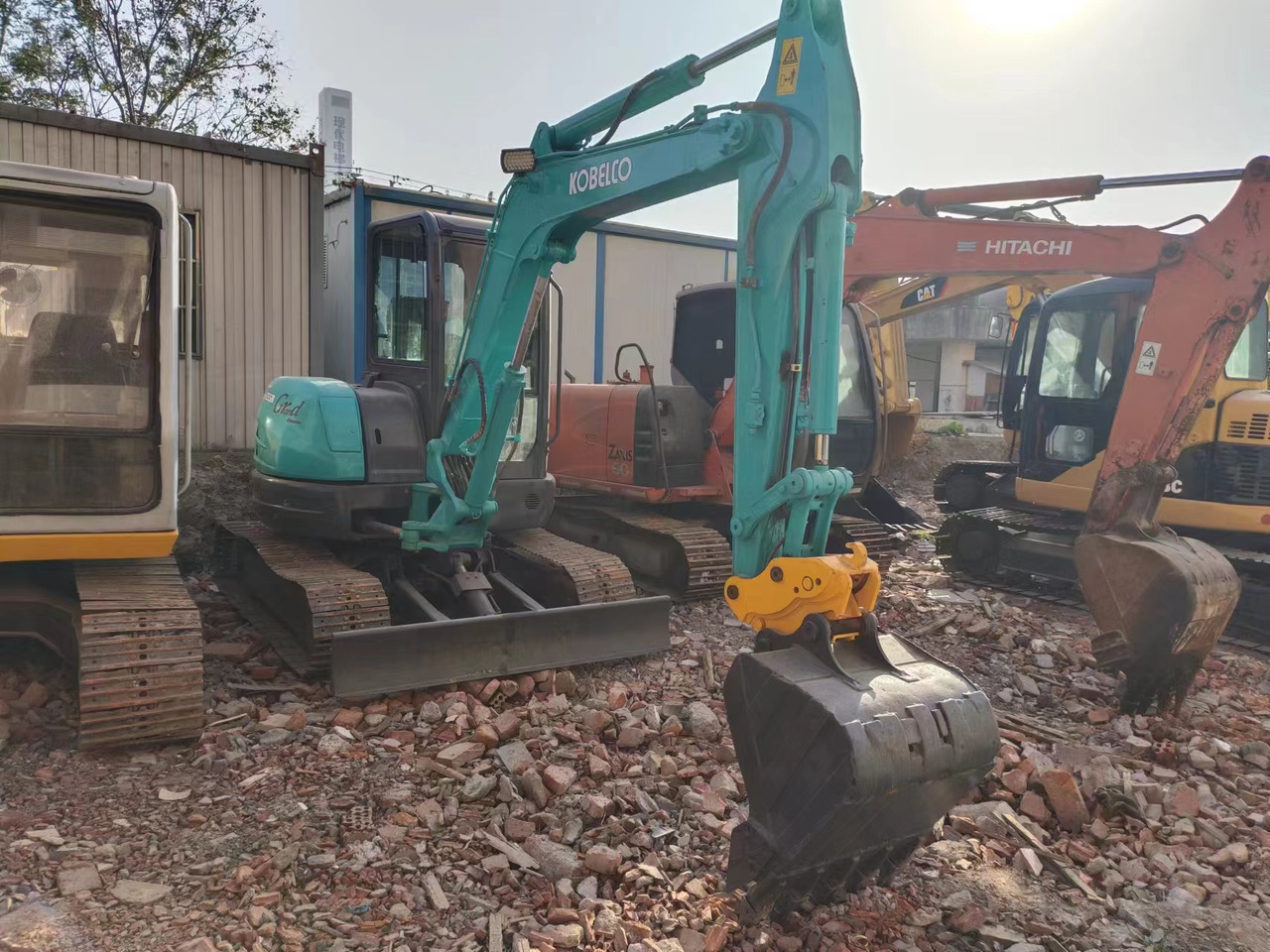 KOBELCO SK55SR - Mini-ekskavators: foto 1 KOBELCO SK55SR - Mini-ekskavators: foto 1