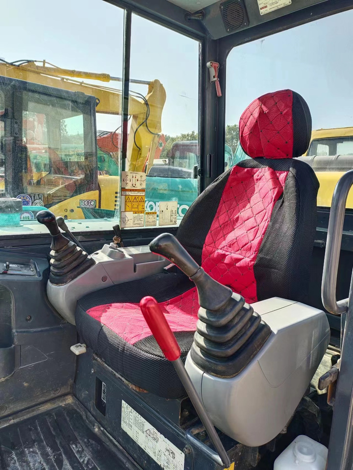 KOBELCO SK60-8 - Mini-ekskavators: foto 5 KOBELCO SK60-8 - Mini-ekskavators: foto 5
