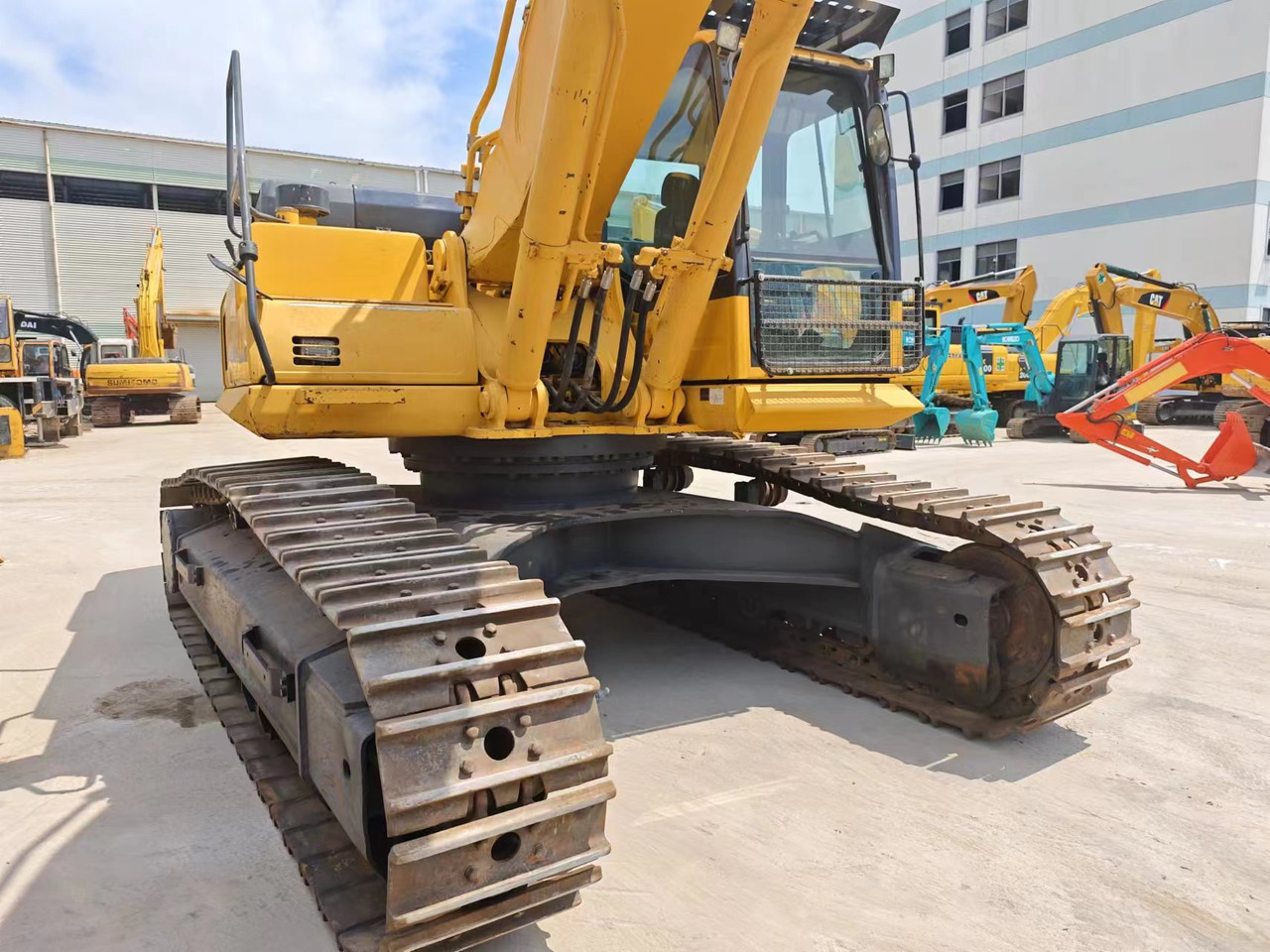 KOMATSU PC400-8R - Kāpurķēžu ekskavators: foto 4 KOMATSU PC400-8R - Kāpurķēžu ekskavators: foto 4