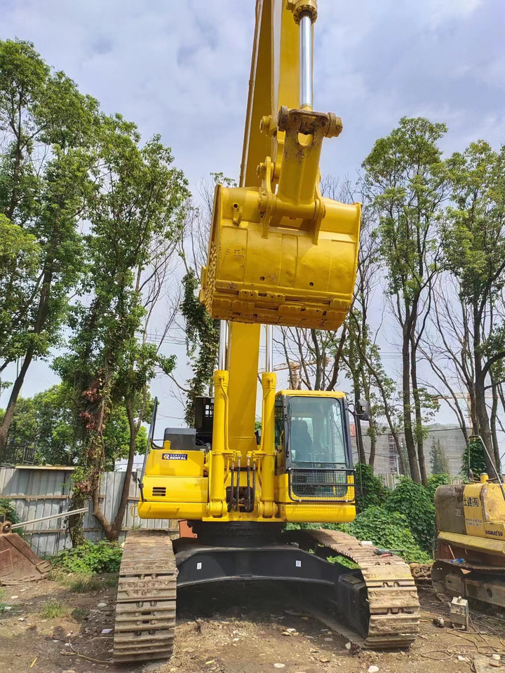 KOMATSU PC400-8R - Kāpurķēžu ekskavators: foto 1 KOMATSU PC400-8R - Kāpurķēžu ekskavators: foto 1