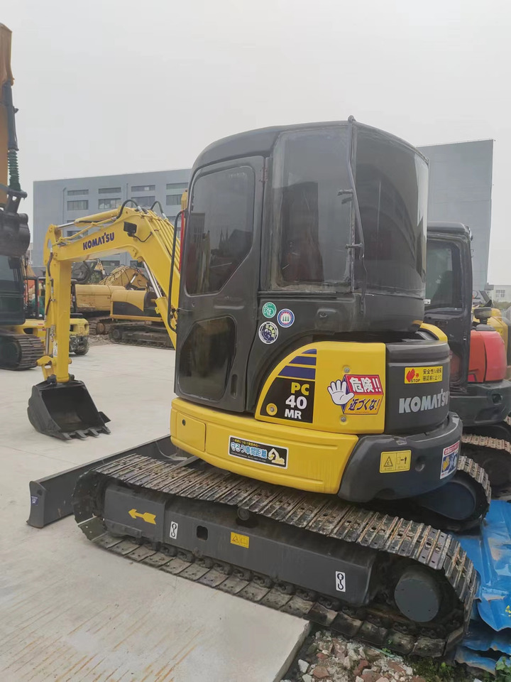 KOMATSU PC40MR - Mini-ekskavators: foto 3 KOMATSU PC40MR - Mini-ekskavators: foto 3