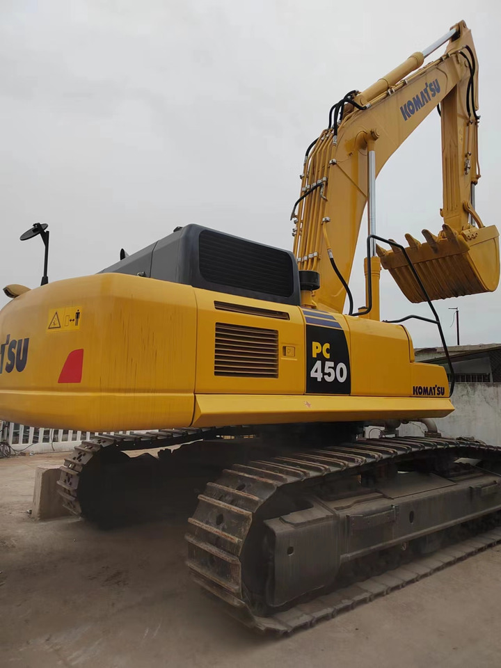 KOMATSU PC450-8 - Kāpurķēžu ekskavators: foto 4 KOMATSU PC450-8 - Kāpurķēžu ekskavators: foto 4