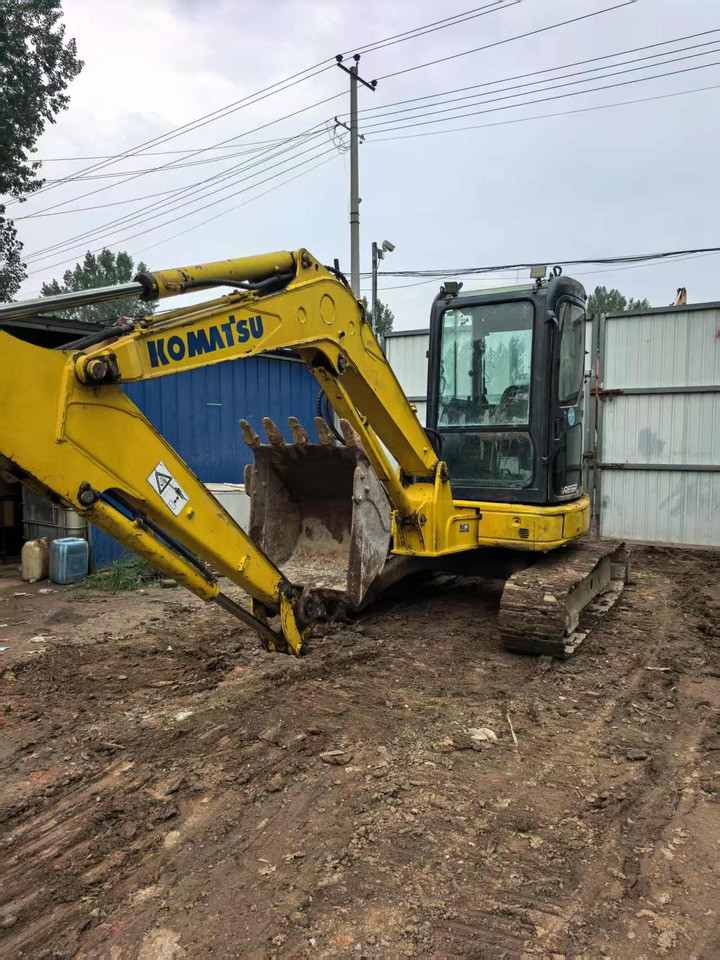 KOMATSU PC55 - Mini-ekskavators: foto 1 KOMATSU PC55 - Mini-ekskavators: foto 1