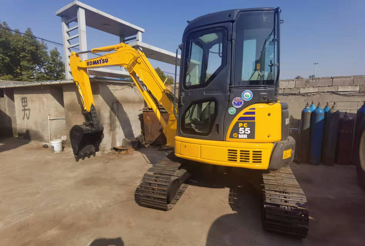 KOMATSU PC55MR-2 - Mini-ekskavators: foto 1 KOMATSU PC55MR-2 - Mini-ekskavators: foto 1