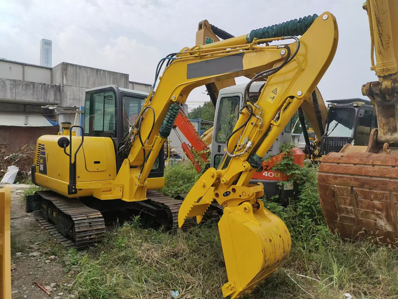 KOMATSU PC56-7 PC56 - Mini-ekskavators: foto 1 KOMATSU PC56-7 PC56 - Mini-ekskavators: foto 1