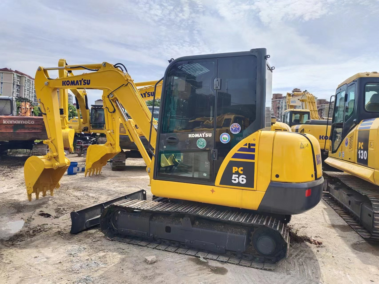KOMATSU PC56 komatsu mini excavator PC55 PC60 - Mini-ekskavators: foto 2 KOMATSU PC56 komatsu mini excavator PC55 PC60 - Mini-ekskavators: foto 2