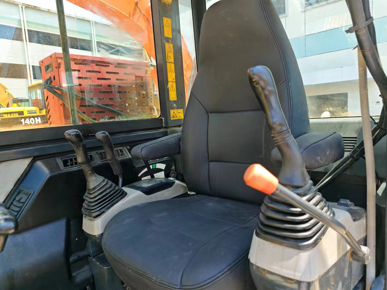 KOMATSU PC58-8 - Mini-ekskavators: foto 3 KOMATSU PC58-8 - Mini-ekskavators: foto 3